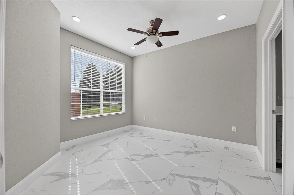 For Rent: $1,500 (1 beds, 1 baths, 554 Square Feet)