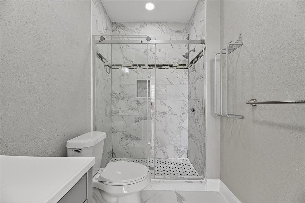 For Rent: $1,500 (1 beds, 1 baths, 554 Square Feet)