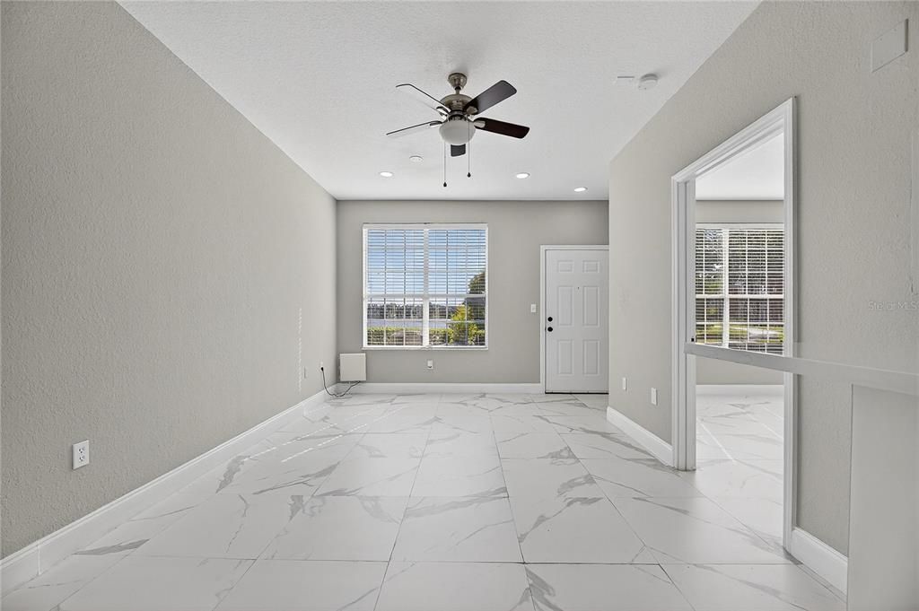 For Rent: $1,500 (1 beds, 1 baths, 554 Square Feet)