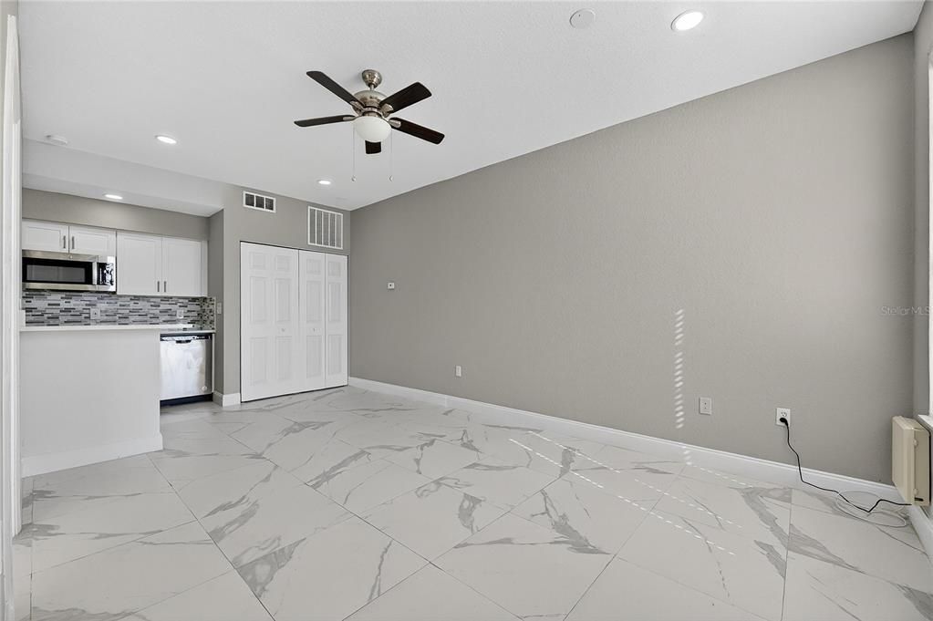 For Rent: $1,500 (1 beds, 1 baths, 554 Square Feet)