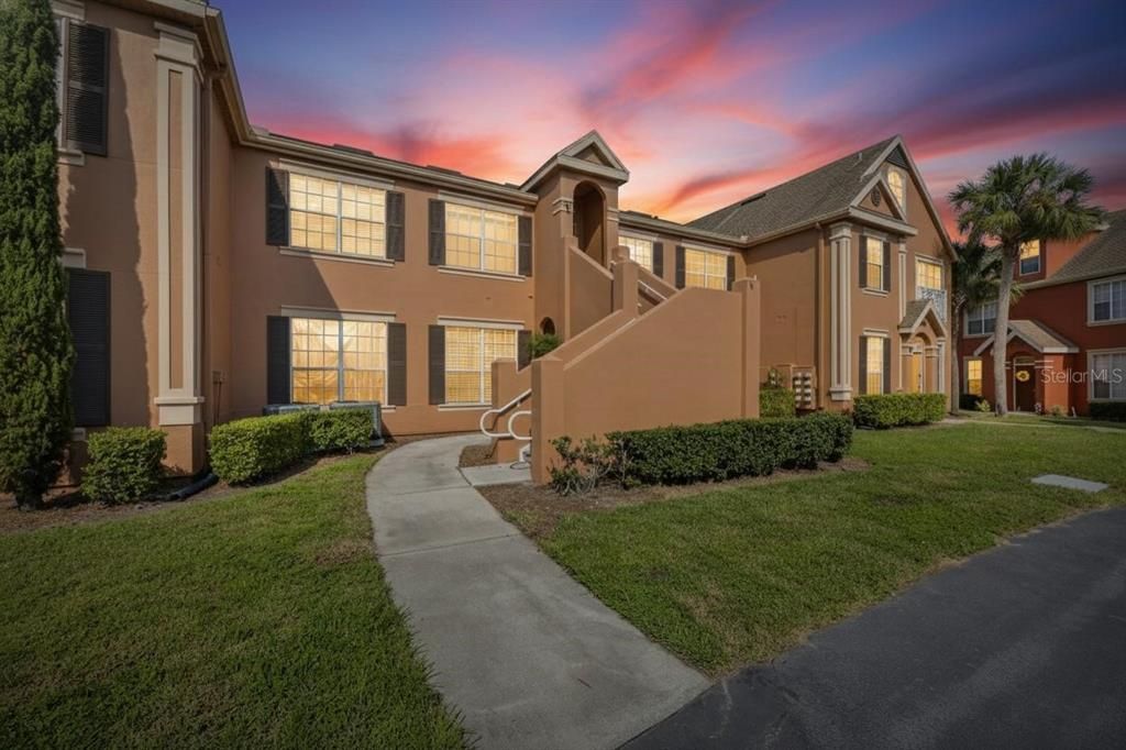 For Rent: $1,500 (1 beds, 1 baths, 554 Square Feet)