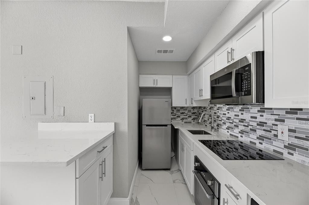 For Rent: $1,500 (1 beds, 1 baths, 554 Square Feet)