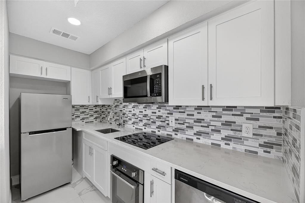 For Rent: $1,500 (1 beds, 1 baths, 554 Square Feet)