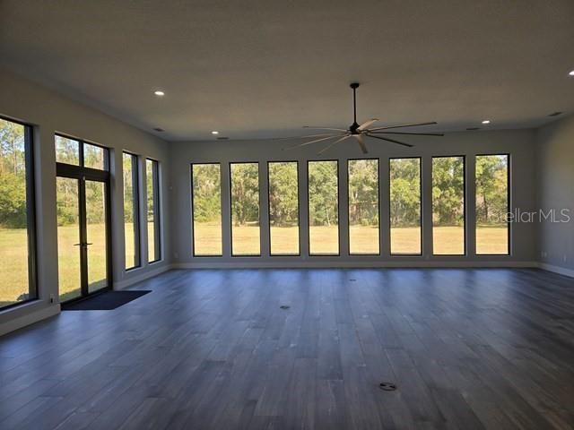 En Venta: $2,275,000 (6 camas, 6 baños, 2212 Pies cuadrados)