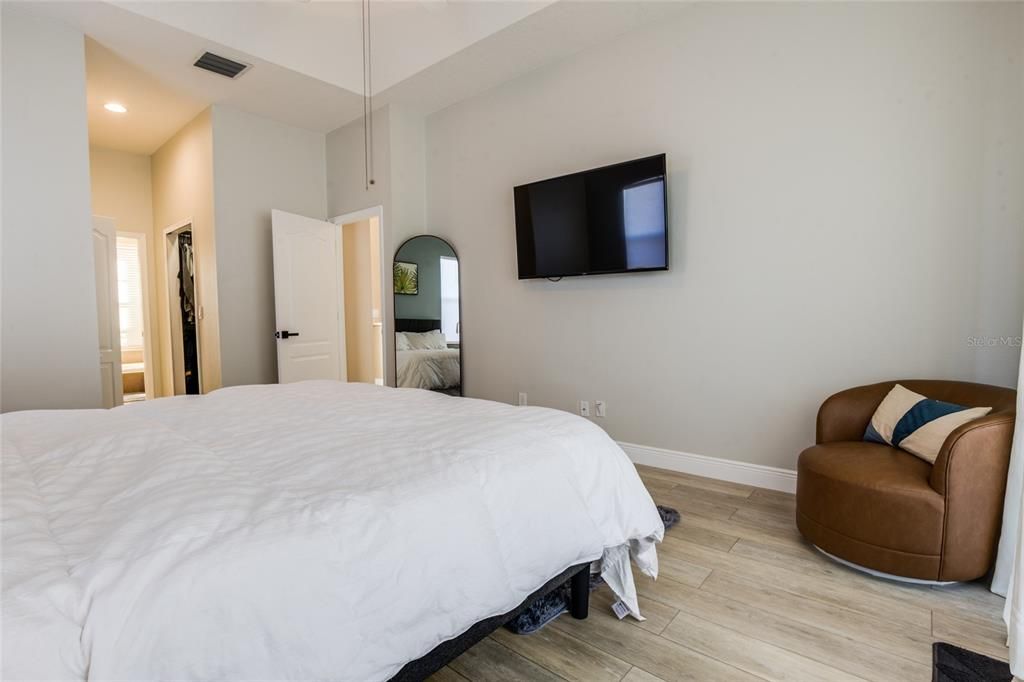 待售: $664,000 (4 贝兹, 3 浴室, 2133 平方英尺)