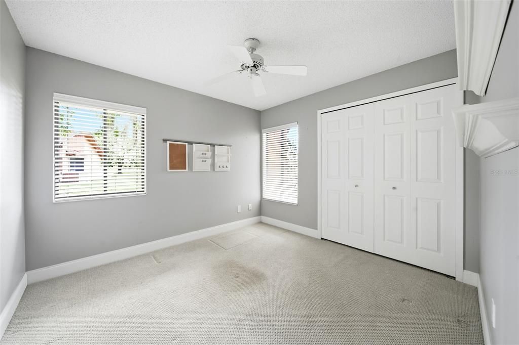 Activo con contrato: $329,900 (3 camas, 2 baños, 1803 Pies cuadrados)