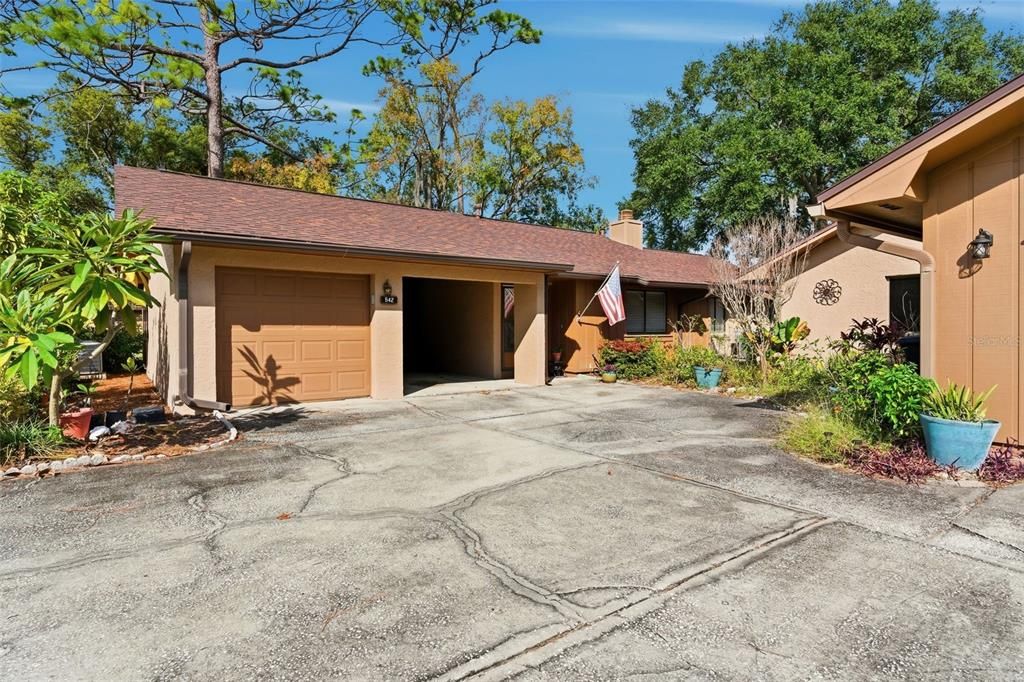 Activo con contrato: $329,900 (3 camas, 2 baños, 1803 Pies cuadrados)