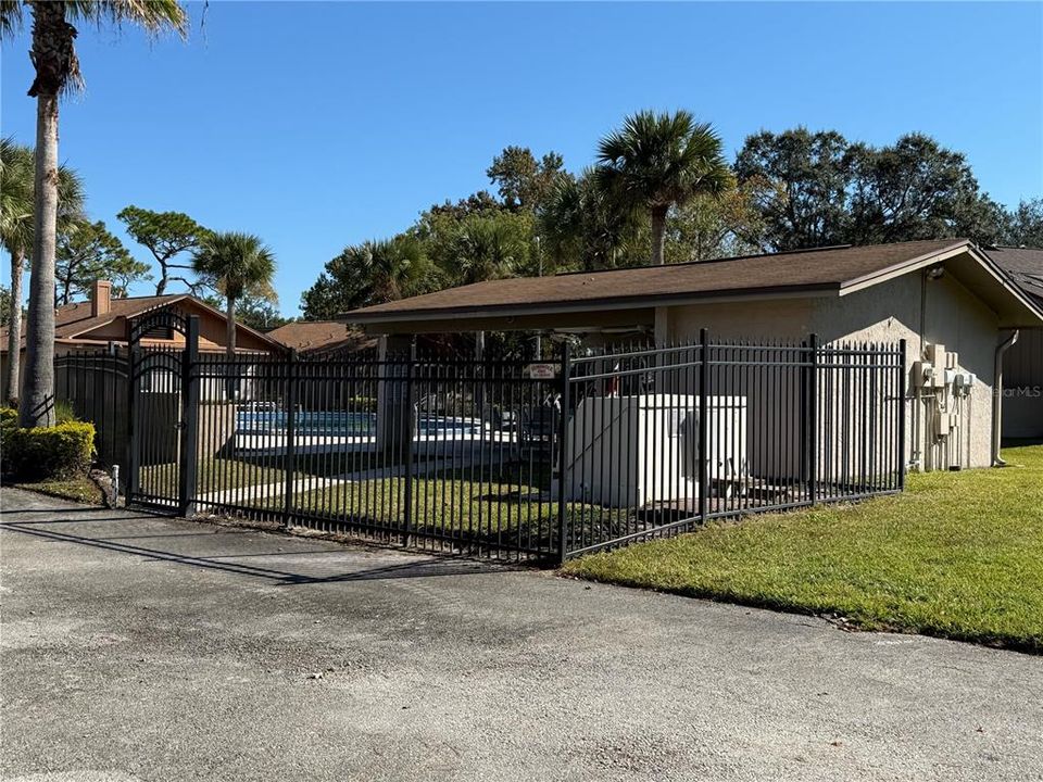 Activo con contrato: $329,900 (3 camas, 2 baños, 1803 Pies cuadrados)