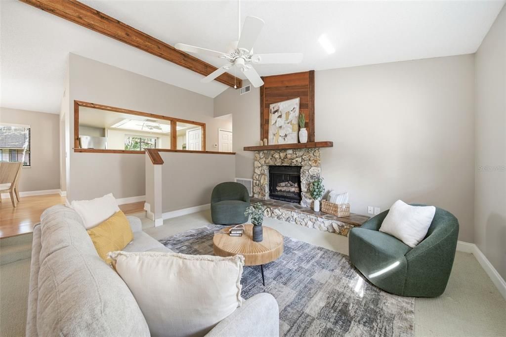 Activo con contrato: $329,900 (3 camas, 2 baños, 1803 Pies cuadrados)