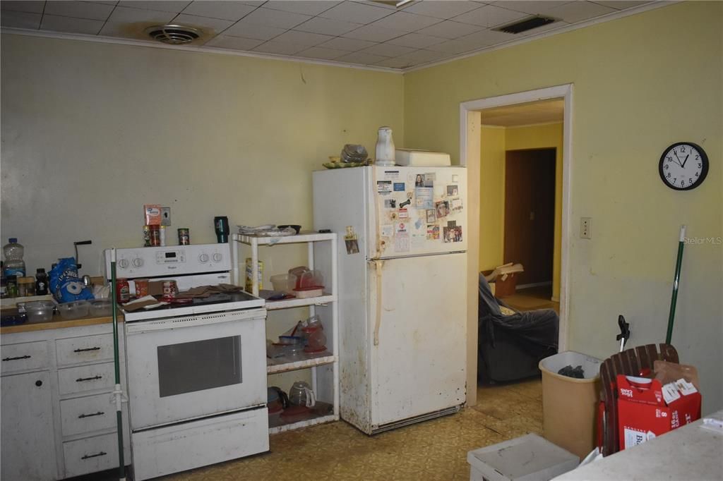 На продажу: $375,000 (3 спален, 2 ванн, 2028 Квадратных фут)