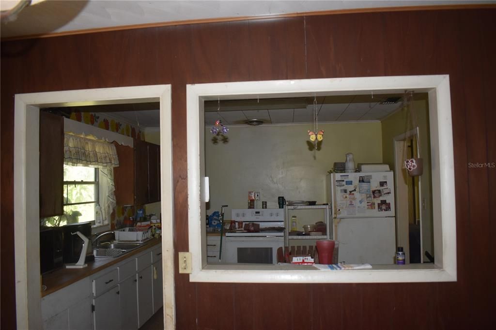 На продажу: $375,000 (3 спален, 2 ванн, 2028 Квадратных фут)