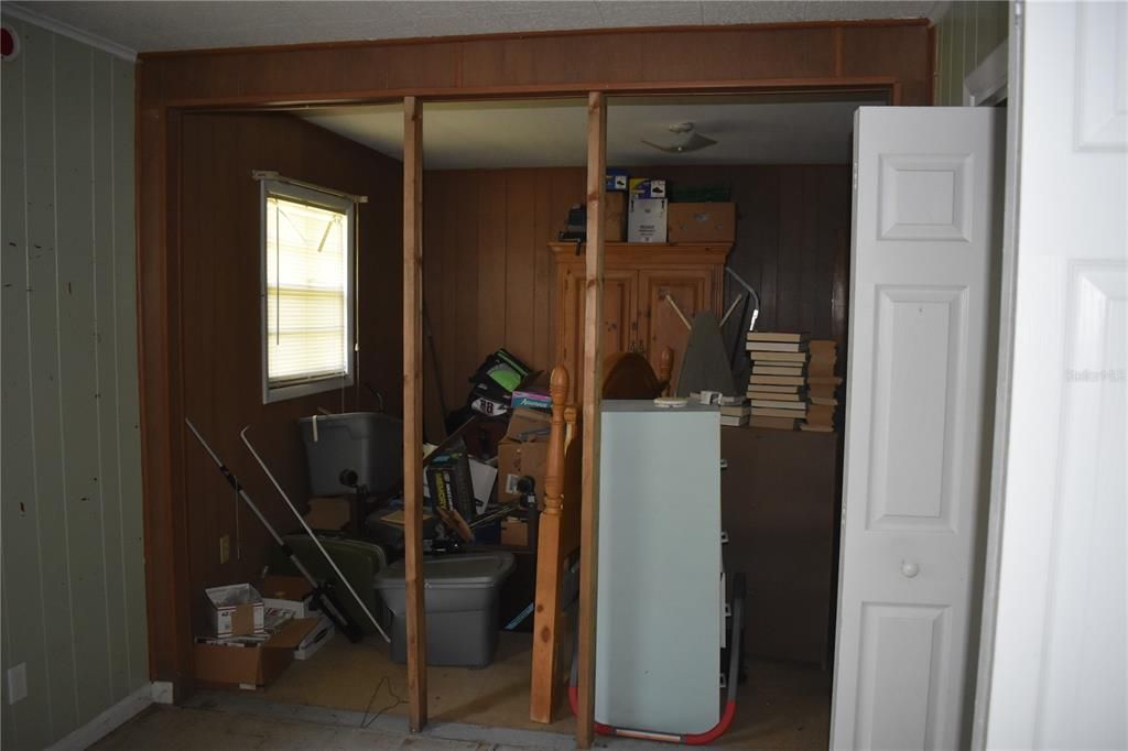 На продажу: $375,000 (3 спален, 2 ванн, 2028 Квадратных фут)