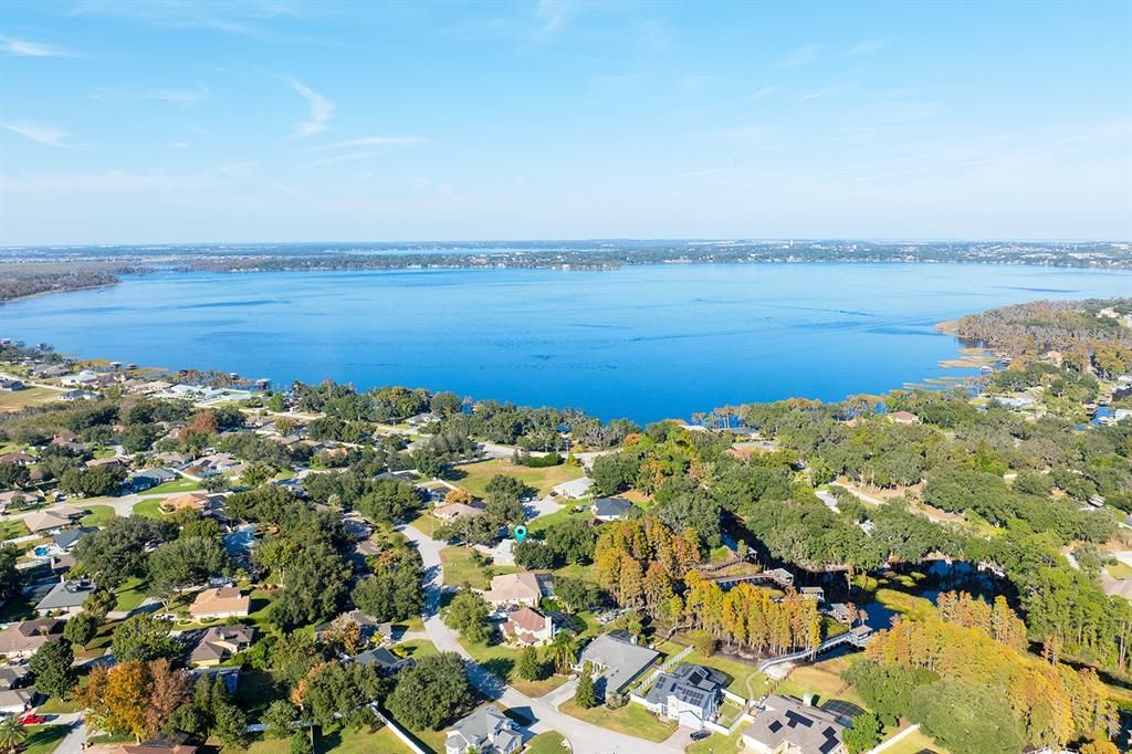 На продажу: $889,000 (3 спален, 2 ванн, 2112 Квадратных фут)