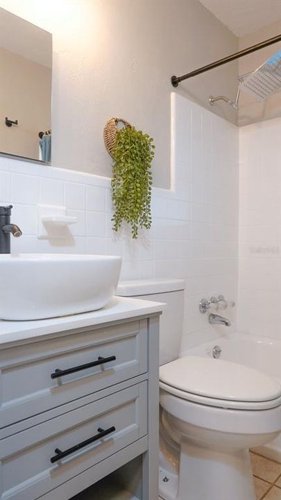 For Sale: $515,000 (3 beds, 2 baths, 1377 Square Feet)