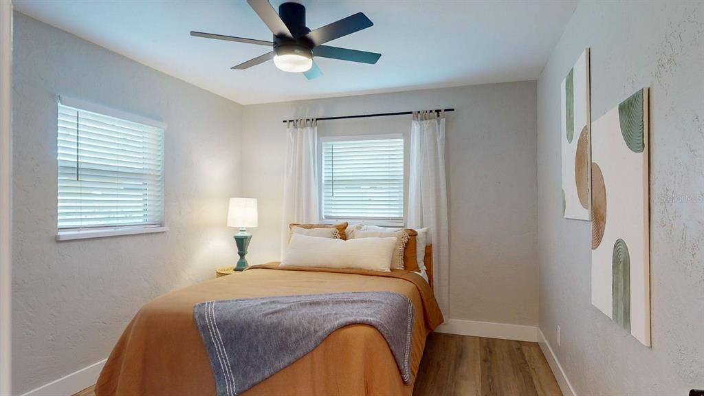 For Sale: $515,000 (3 beds, 2 baths, 1377 Square Feet)