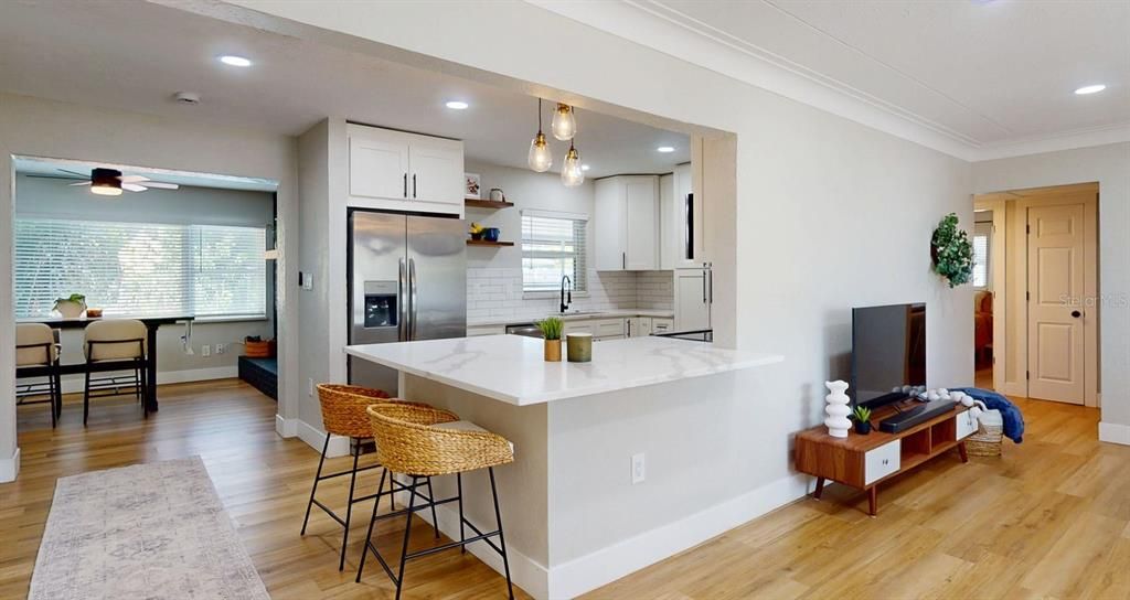 For Sale: $515,000 (3 beds, 2 baths, 1377 Square Feet)