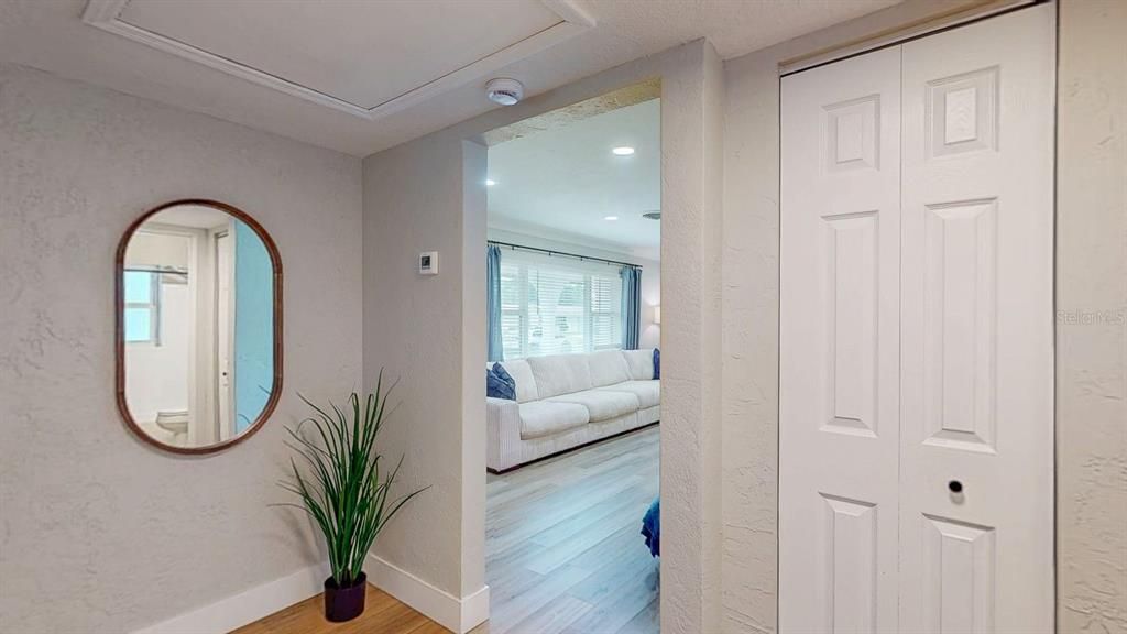 For Sale: $515,000 (3 beds, 2 baths, 1377 Square Feet)