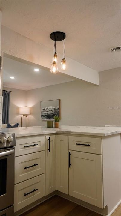 For Sale: $515,000 (3 beds, 2 baths, 1377 Square Feet)