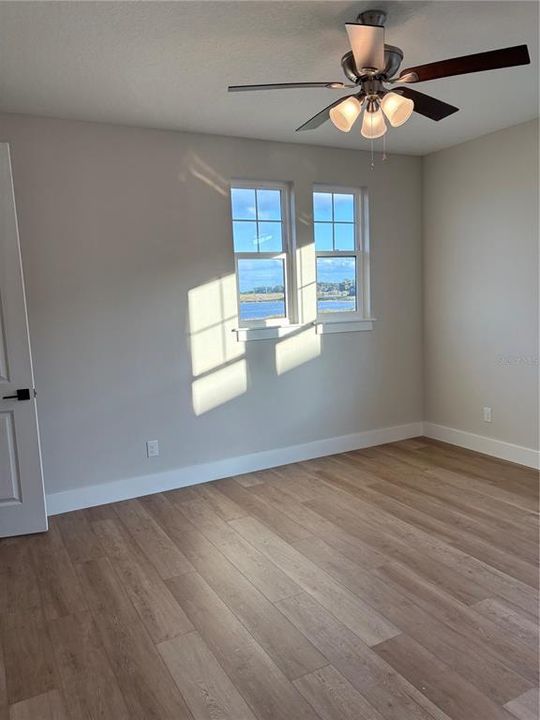 待售: $625,000 (4 贝兹, 2 浴室, 2898 平方英尺)