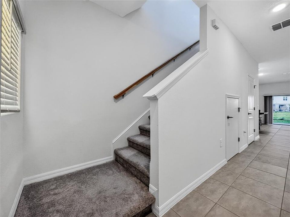 Activo con contrato: $249,000 (3 camas, 2 baños, 1616 Pies cuadrados)