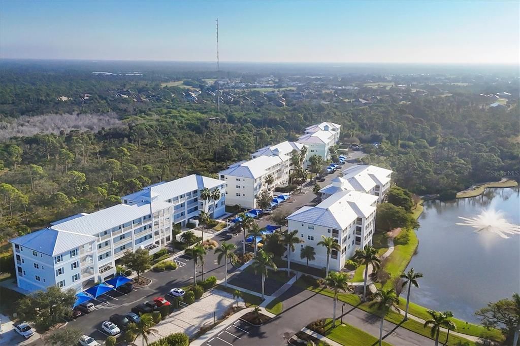 For Sale: $294,500 (2 beds, 2 baths, 1009 Square Feet)