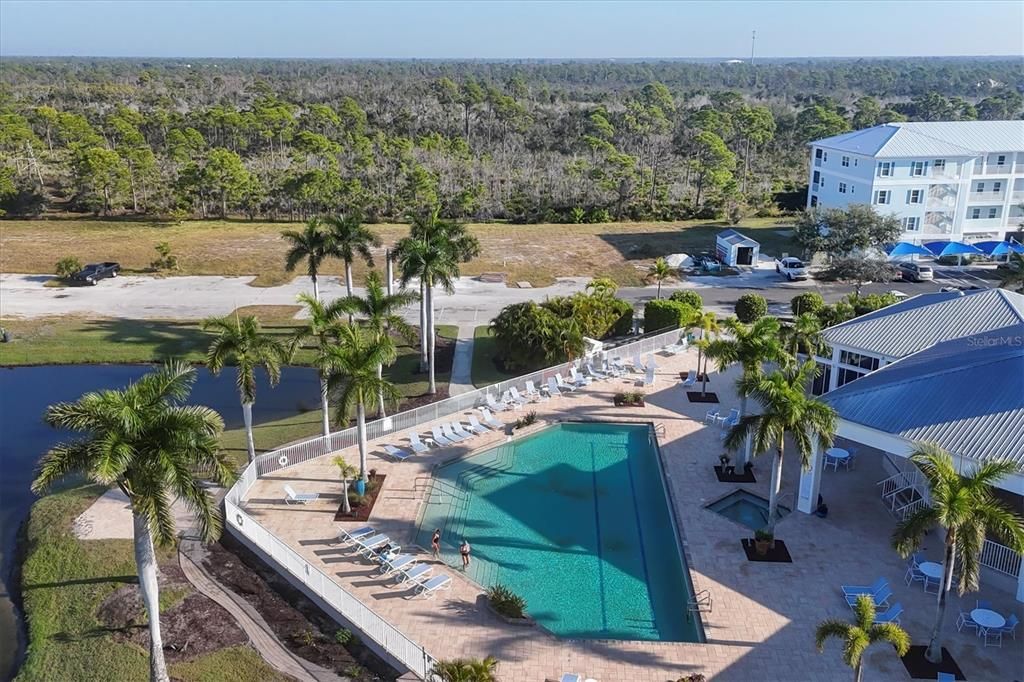 For Sale: $294,500 (2 beds, 2 baths, 1009 Square Feet)