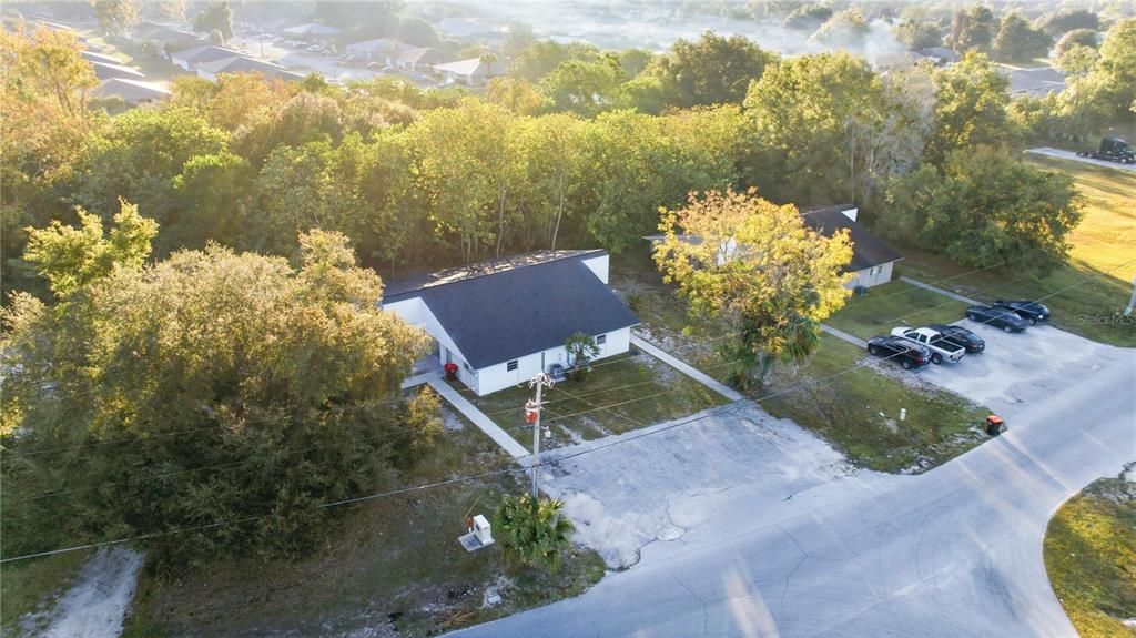 待售: $575,000 (6 贝兹, 0 浴室, 3066 平方英尺)