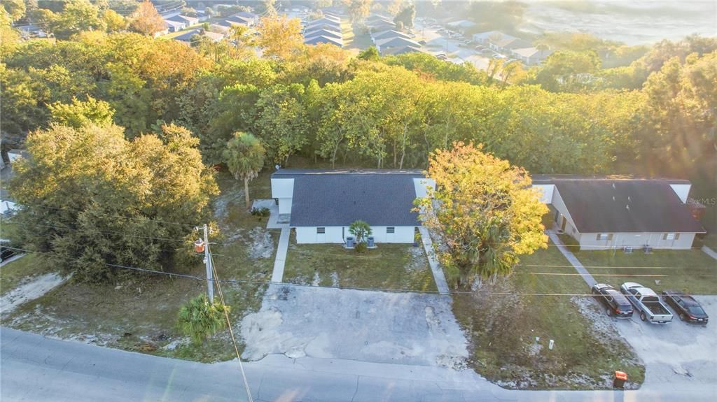 待售: $575,000 (6 贝兹, 0 浴室, 3066 平方英尺)