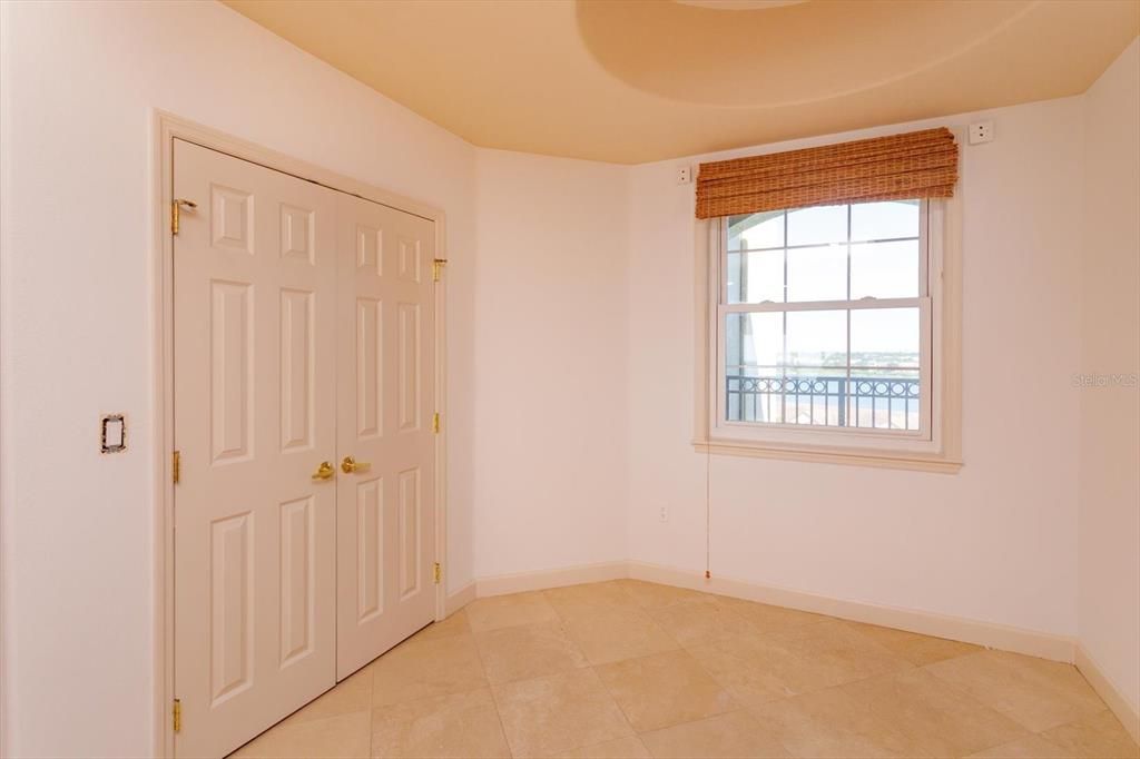 For Sale: $874,900 (3 beds, 3 baths, 3401 Square Feet)