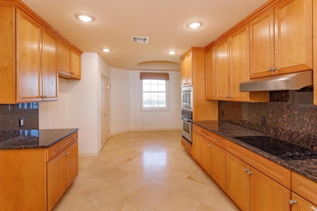 For Sale: $874,900 (3 beds, 3 baths, 3401 Square Feet)