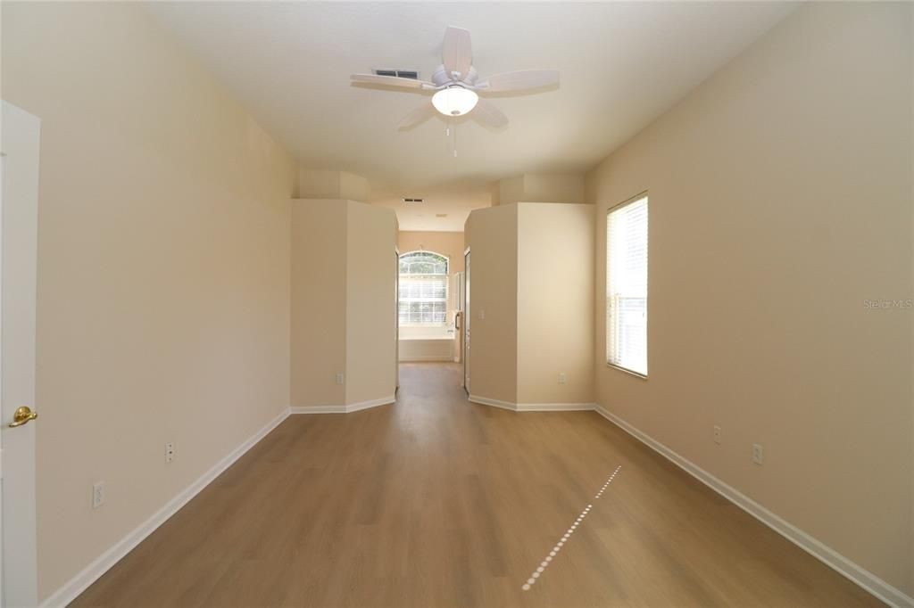 For Rent: $2,500 (4 beds, 3 baths, 2530 Square Feet)