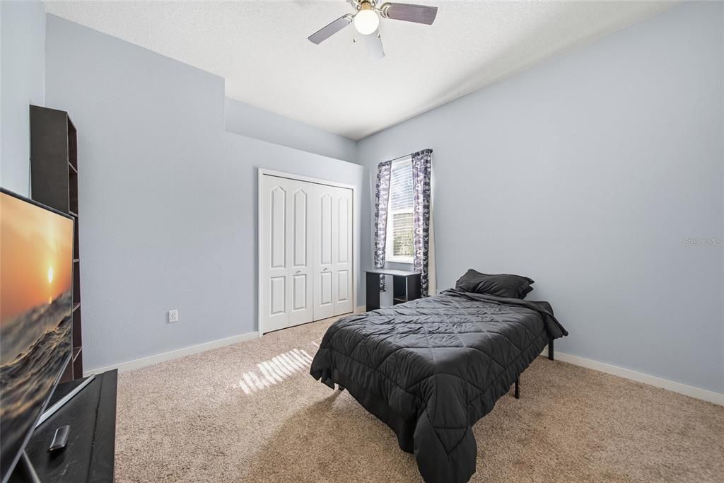 En Venta: $350,000 (3 camas, 2 baños, 1563 Pies cuadrados)