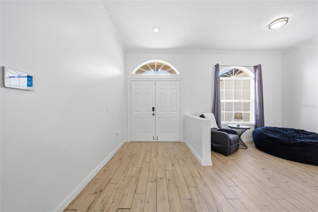 En Venta: $350,000 (3 camas, 2 baños, 1563 Pies cuadrados)