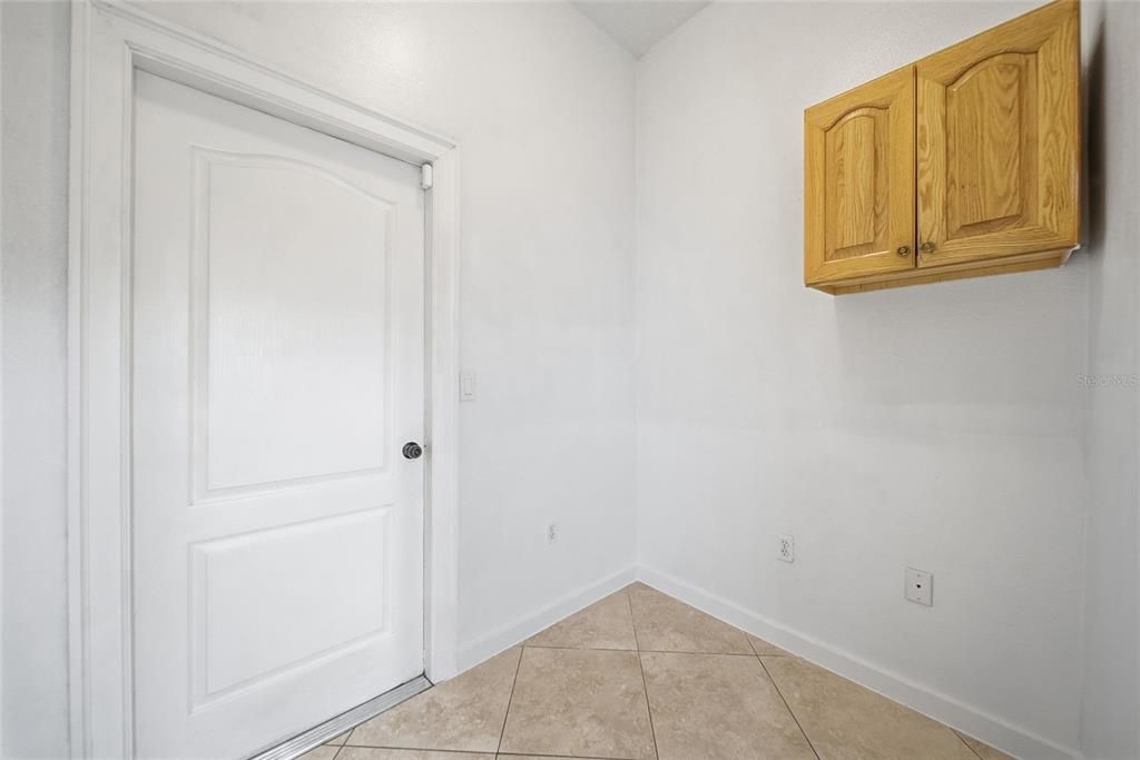 En Venta: $350,000 (3 camas, 2 baños, 1563 Pies cuadrados)