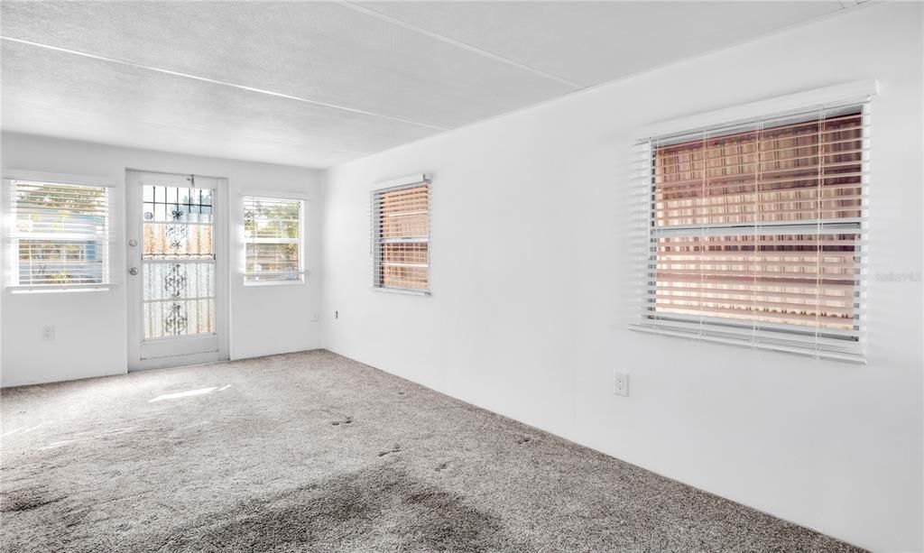 En Renta: $1,695 (3 camas, 1 baños, 980 Pies cuadrados)