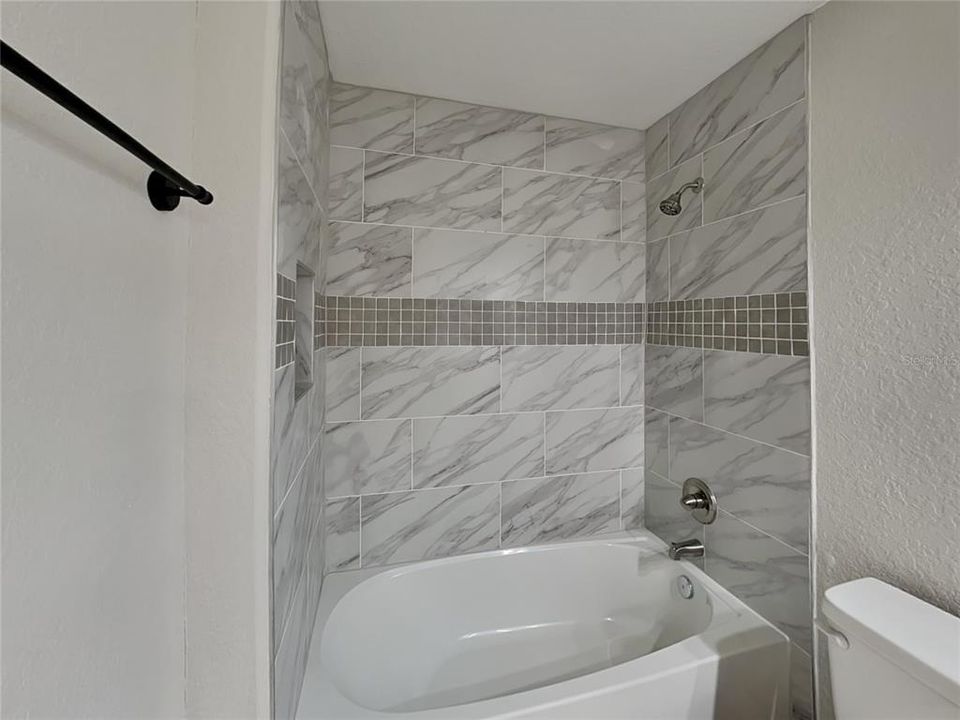 En Renta: $1,699 (3 camas, 2 baños, 1400 Pies cuadrados)