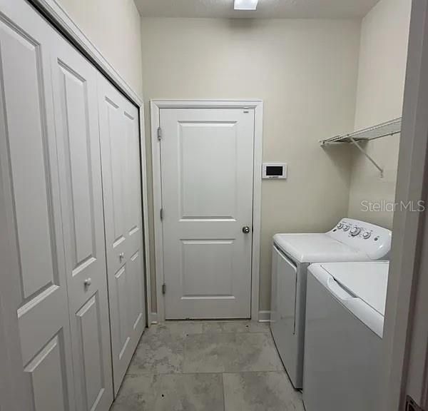 For Rent: $1,850 (2 beds, 2 baths, 1400 Square Feet)