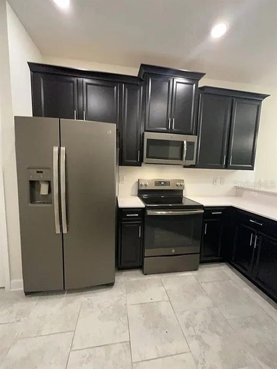 For Rent: $1,850 (2 beds, 2 baths, 1400 Square Feet)
