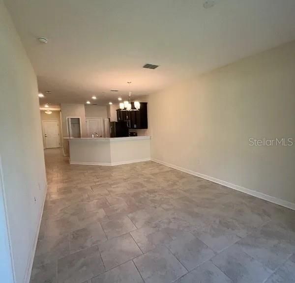 For Rent: $1,850 (2 beds, 2 baths, 1400 Square Feet)