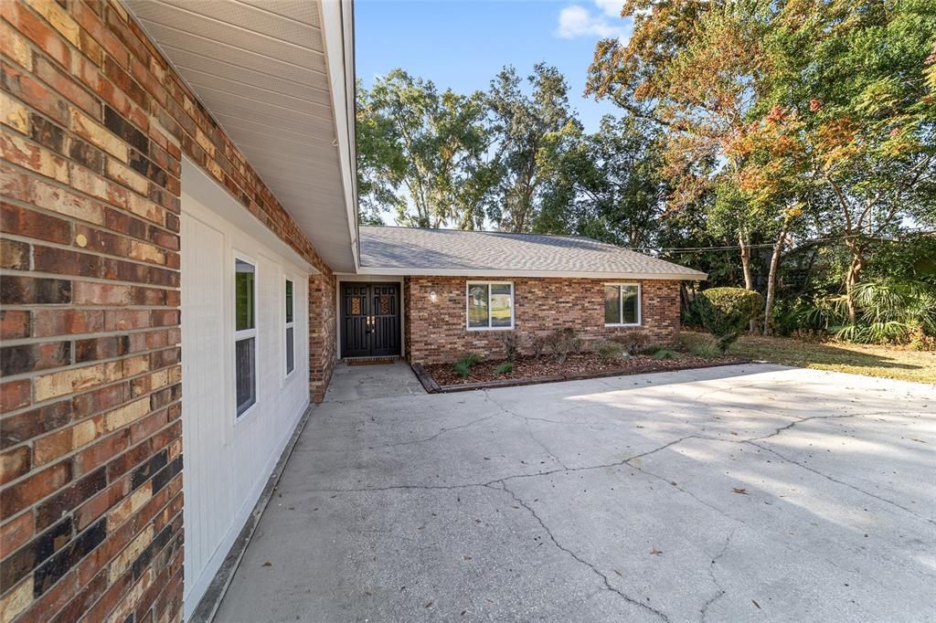 For Sale: $459,000 (4 beds, 3 baths, 2551 Square Feet)