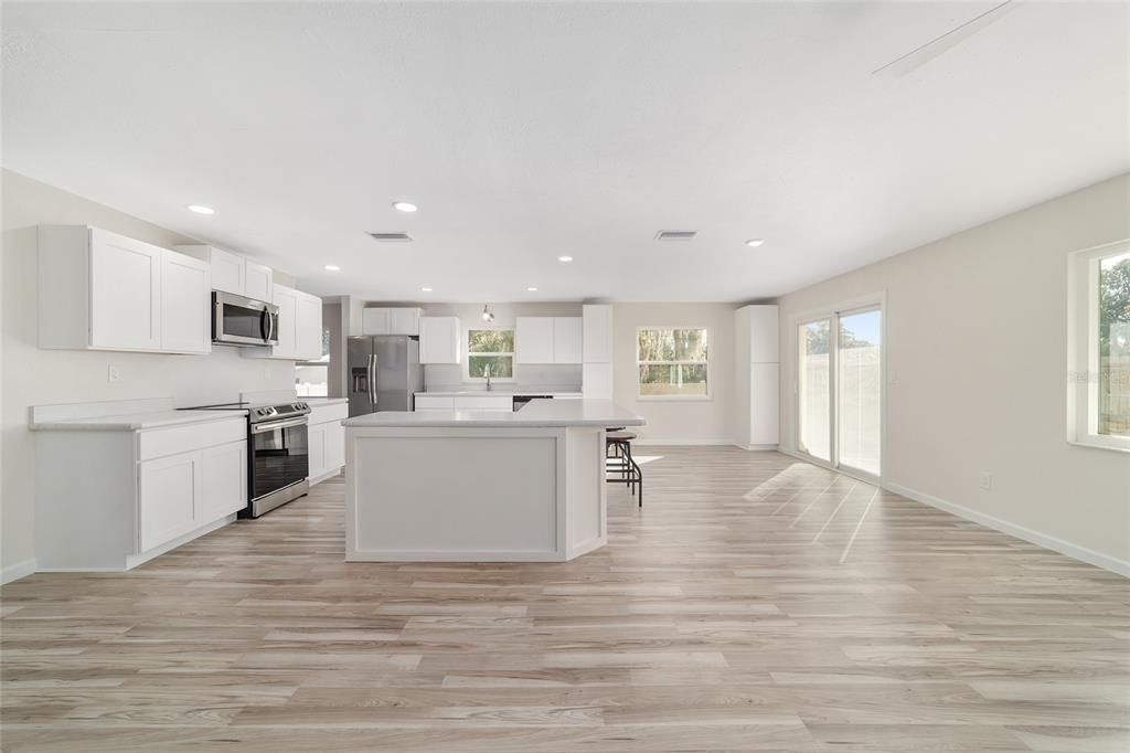 For Sale: $459,000 (4 beds, 3 baths, 2551 Square Feet)