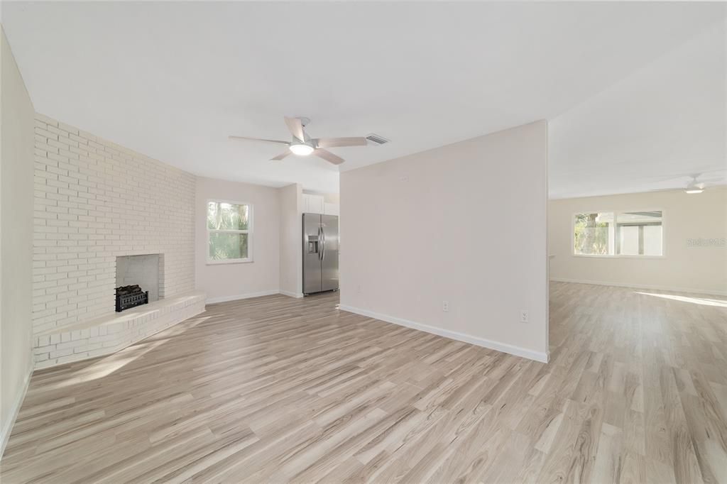 For Sale: $459,000 (4 beds, 3 baths, 2551 Square Feet)