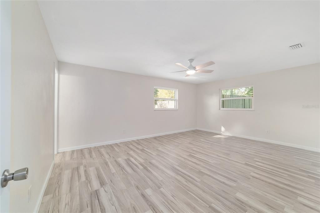 For Sale: $459,000 (4 beds, 3 baths, 2551 Square Feet)