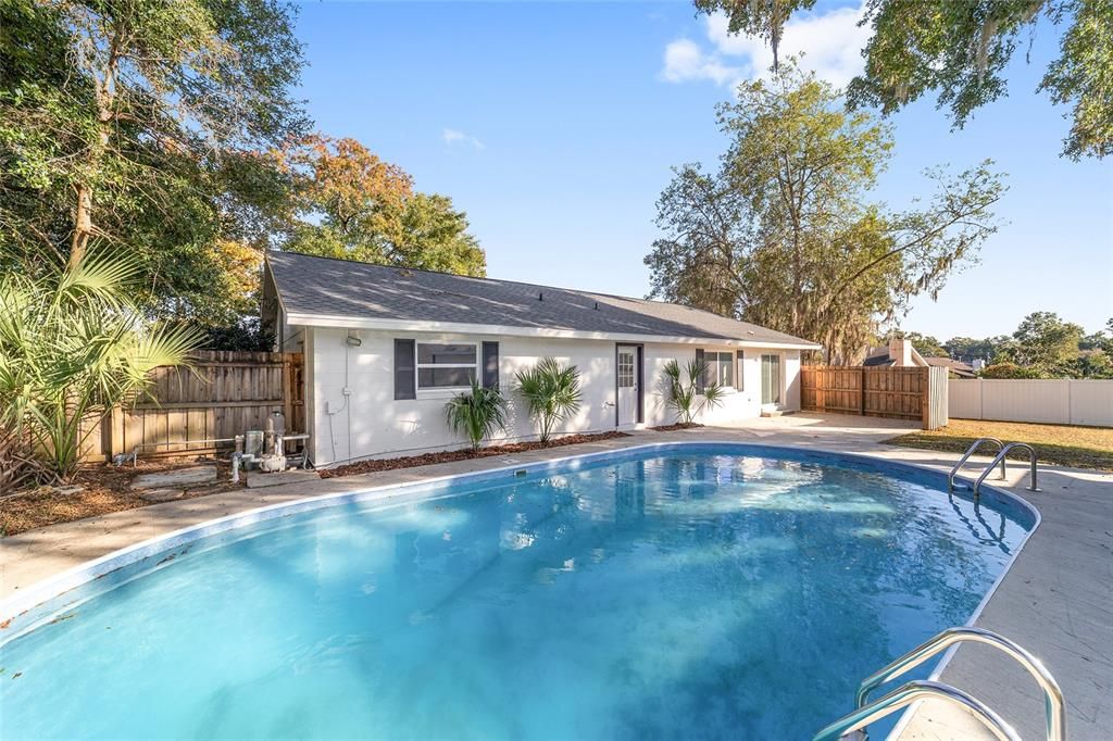 For Sale: $459,000 (4 beds, 3 baths, 2551 Square Feet)