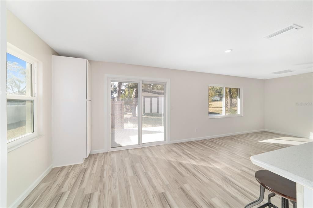 For Sale: $459,000 (4 beds, 3 baths, 2551 Square Feet)