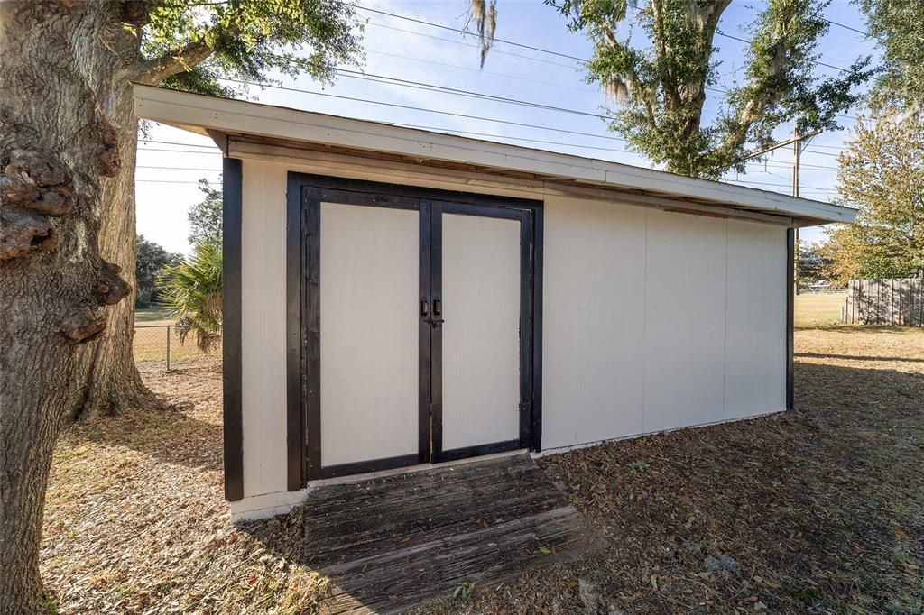 For Sale: $459,000 (4 beds, 3 baths, 2551 Square Feet)