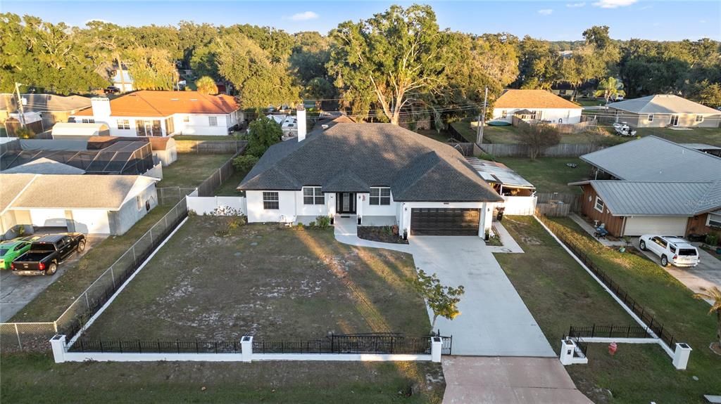 For Sale: $489,000 (4 beds, 3 baths, 2668 Square Feet)