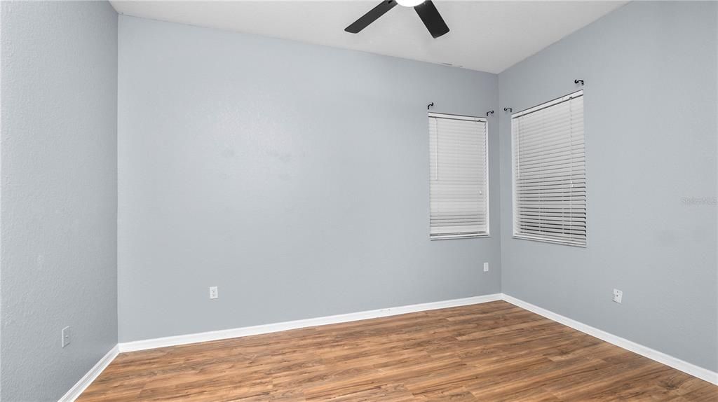 For Sale: $489,000 (4 beds, 3 baths, 2668 Square Feet)