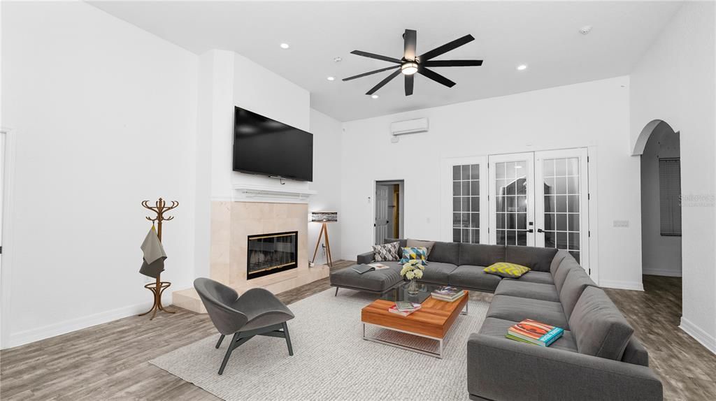 For Sale: $489,000 (4 beds, 3 baths, 2668 Square Feet)