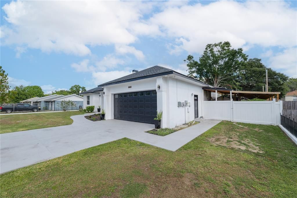 For Sale: $489,000 (4 beds, 3 baths, 2668 Square Feet)